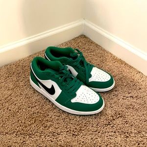 Green and White 1’s Low